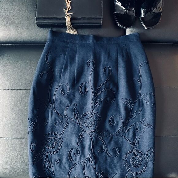 Carmen Marc Valvo Dresses & Skirts - CARMEN MARC VALVO VINTAGE SKIRT